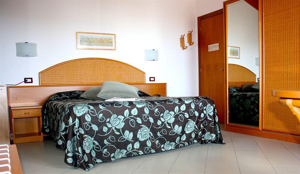Hotel Regina 马尔米堡 外观 照片
