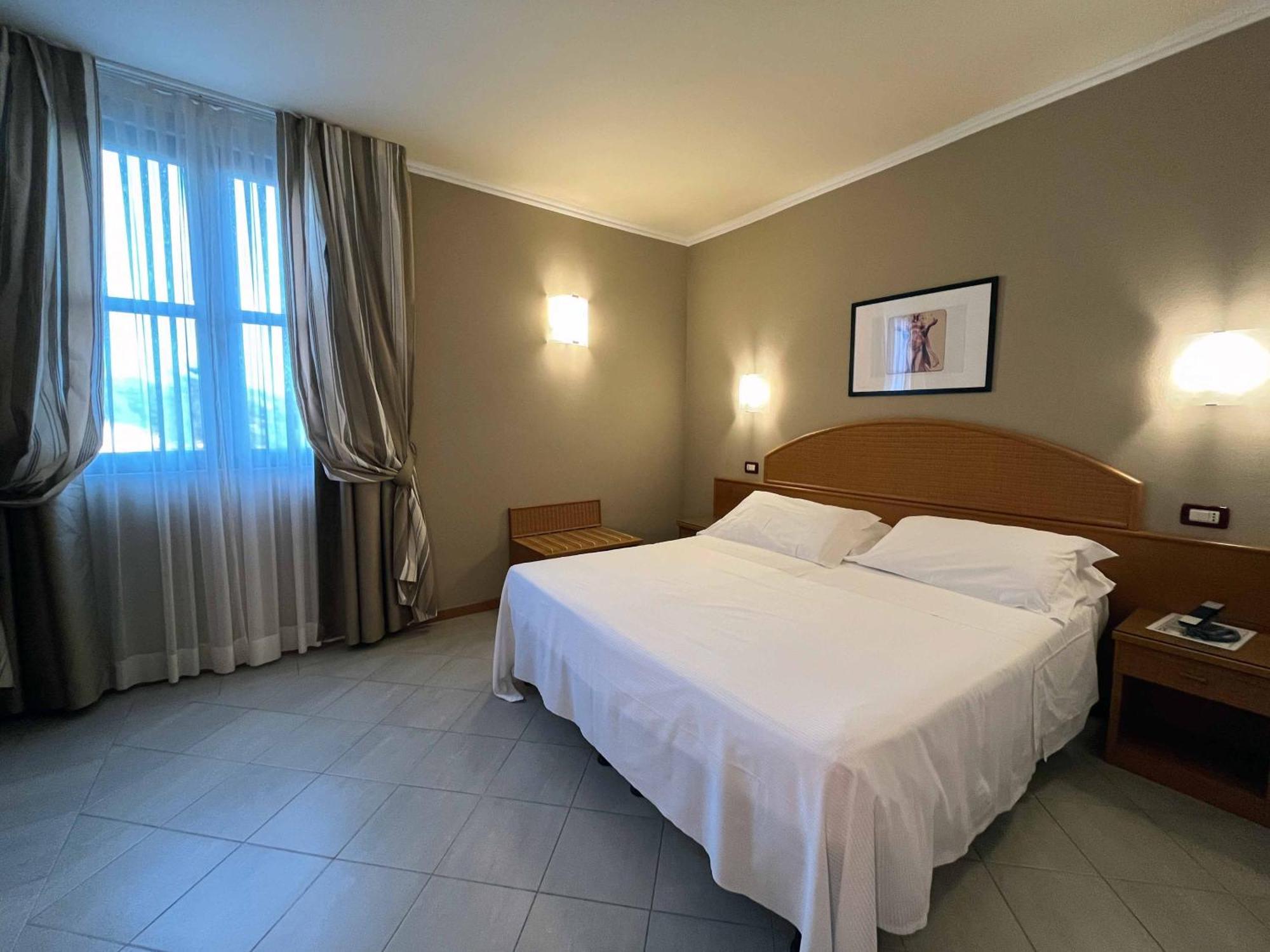 Hotel Regina 马尔米堡 外观 照片