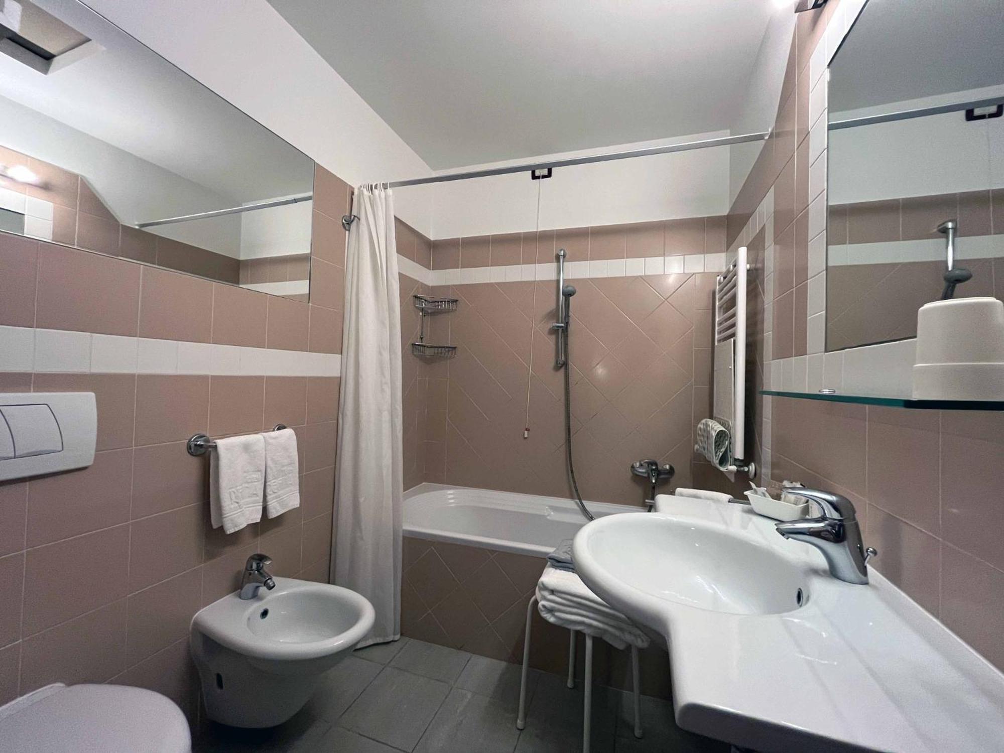 Hotel Regina 马尔米堡 外观 照片